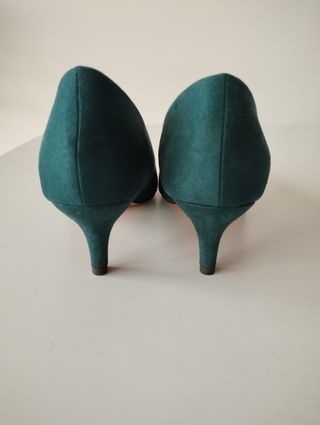 Zapatos salón casi nuevos 