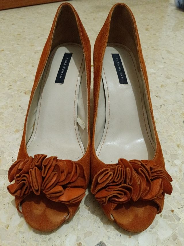 Zapatos de tacón naranja verano