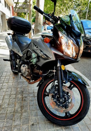 Suzuki V-STROM 650CC... LIMITADA A2