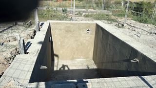 PISCINAS GUNITADA  CON JACUZZI en TOLEDO