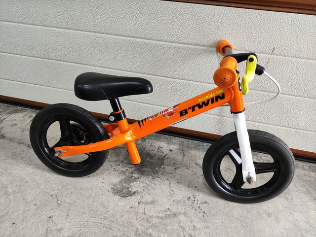 Bicicleta sin pedales.