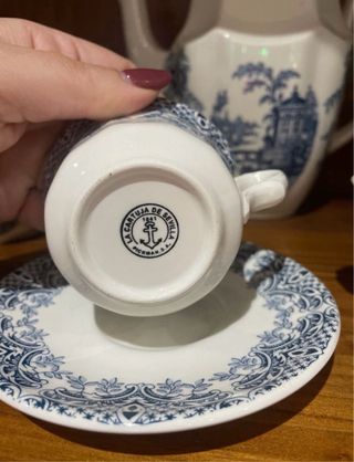 Juego de café o té de La Cartuja de Sevilla