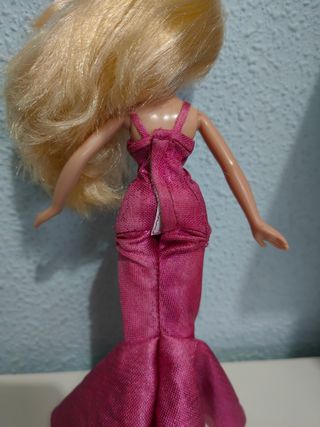 CLOE THE FASHION SHOW EVENING WEAR MUÑECA BRATZ