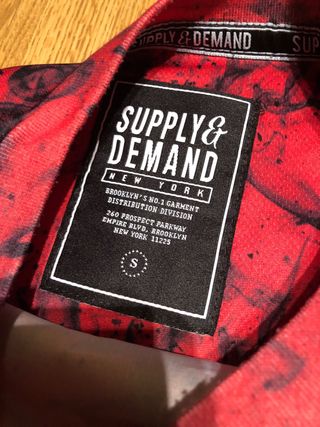 Camiseta Supply&Demand talla S