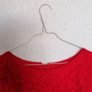 Vestido de fiesta en encaje rojo otoño/invierno