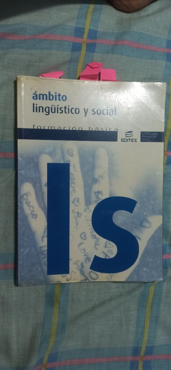 Ámbito lingüistico y social, formación