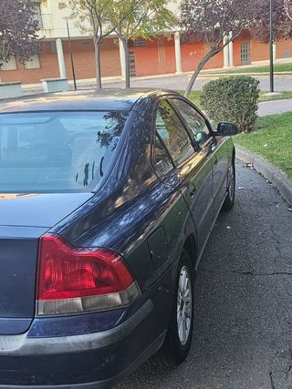 Volvo S60 2004
