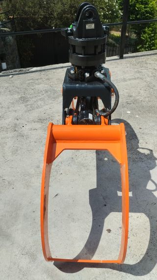 Pinza forestal