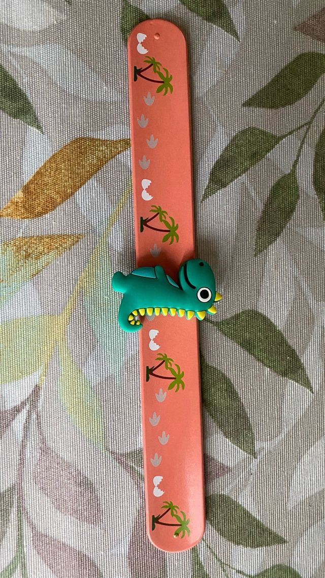 PULSERA DINOSAURIO
