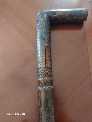 Attrezzo antico per piantare