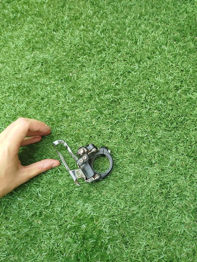 Desviador delantero Shimano Deore