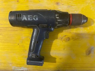 Taladro con percutor y atornillador AEGatlas copco