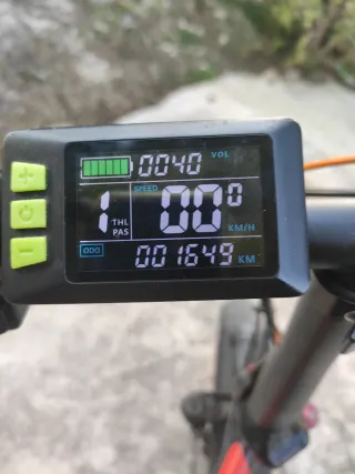 Bici  36 eléctricas   cargador