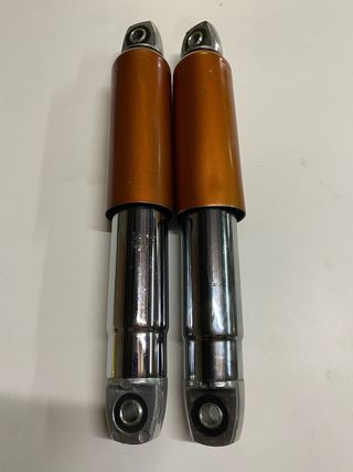 Dos amortiguadores ciclomotor