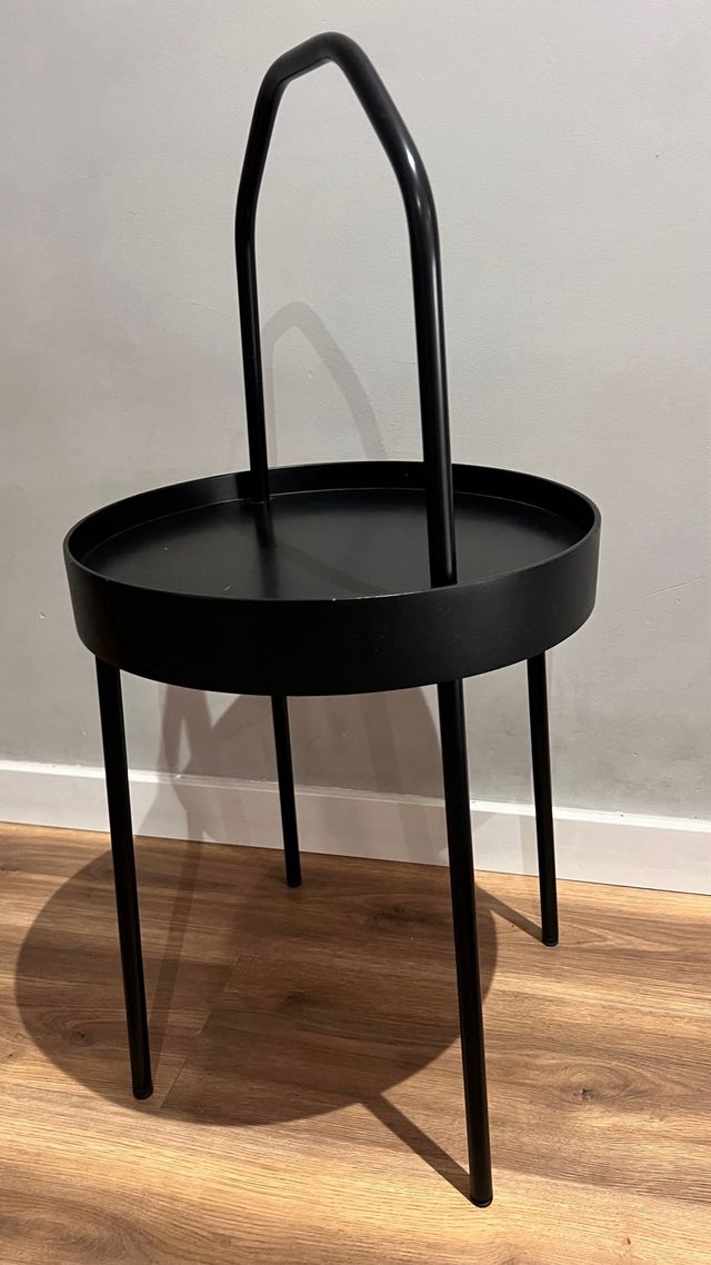 Mesa Auxiliar BURVIK IKEA