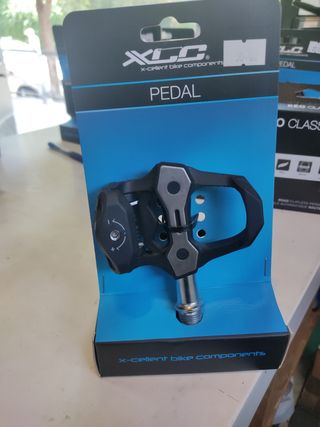 Pedales automáticos XLC  NUEVOS 