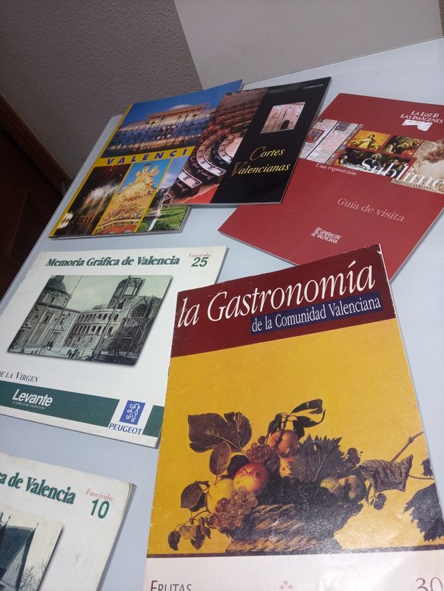 Valencia gráfica y cuadernos de Valencia