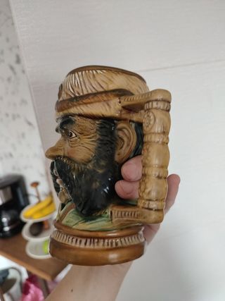 Jarra de cerveza antigua
