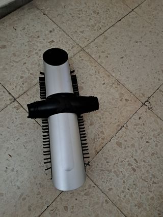 Cuelga corbatas electrónico