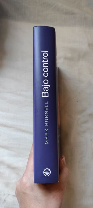 Bajo Control (Mark Burnell)