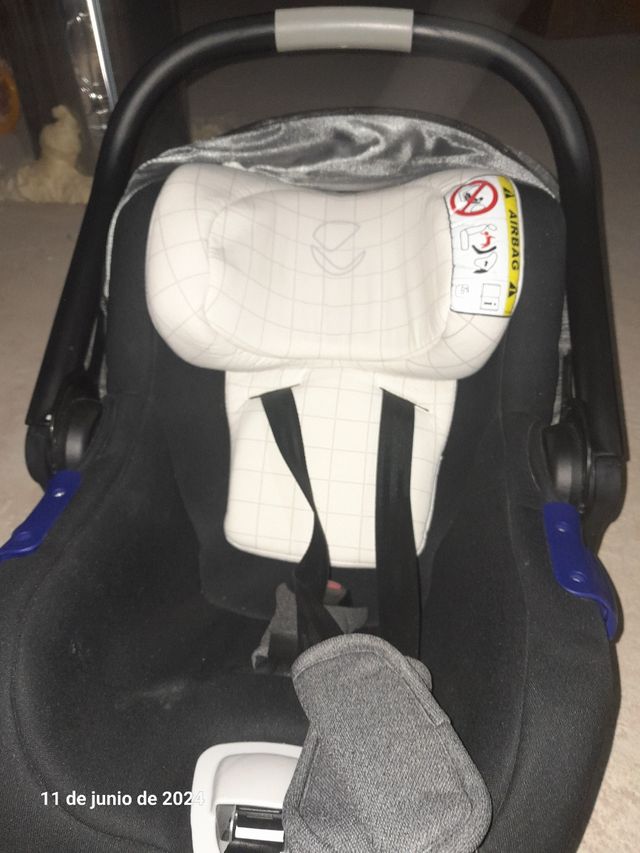 Plancha de piedra y sartenes