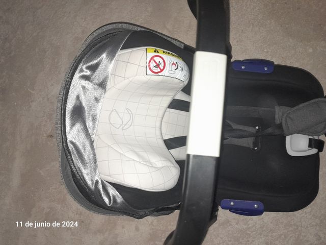 Plancha de piedra y sartenes