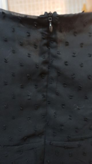 Vestido verano negro.escote en pico