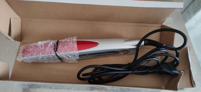 Piastra stirante in ceramica