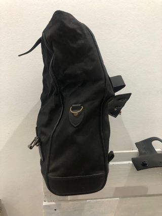 Alforja desmontable e impermeable para moto