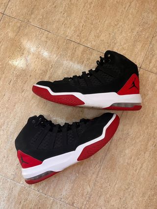Nikes Jordan Max Aura