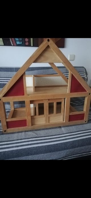 Casa muñecas madera
