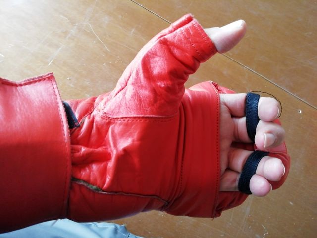 Guantoni per arti marziali miste