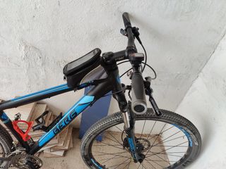 Bicicleta de 29 de aluminio marca berg