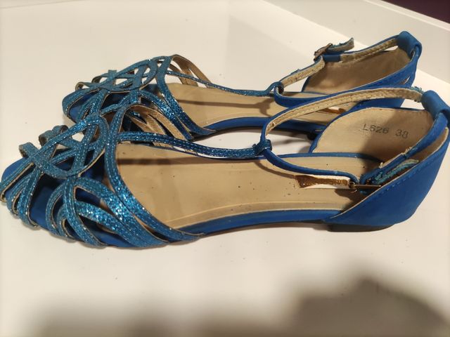 Sandalias azul metálizado