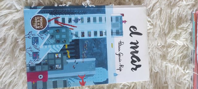 Libros lectura 1° y 2° Eso. Entre 5-8€, consultar