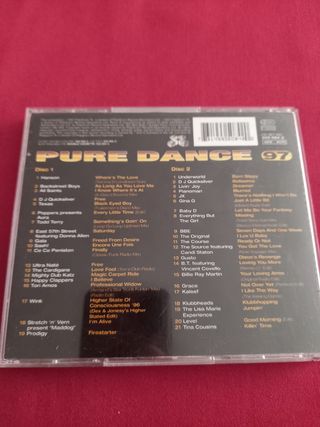 2 CDs Pure Dance 97. Recopilatorio.