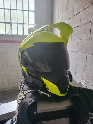 Casco moto tray 