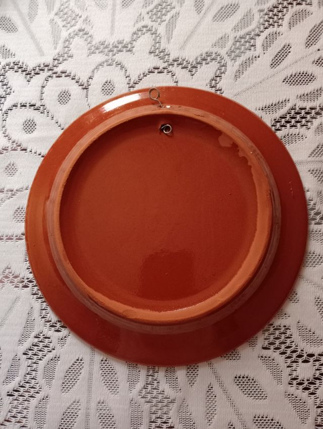 Due piatti decorativi