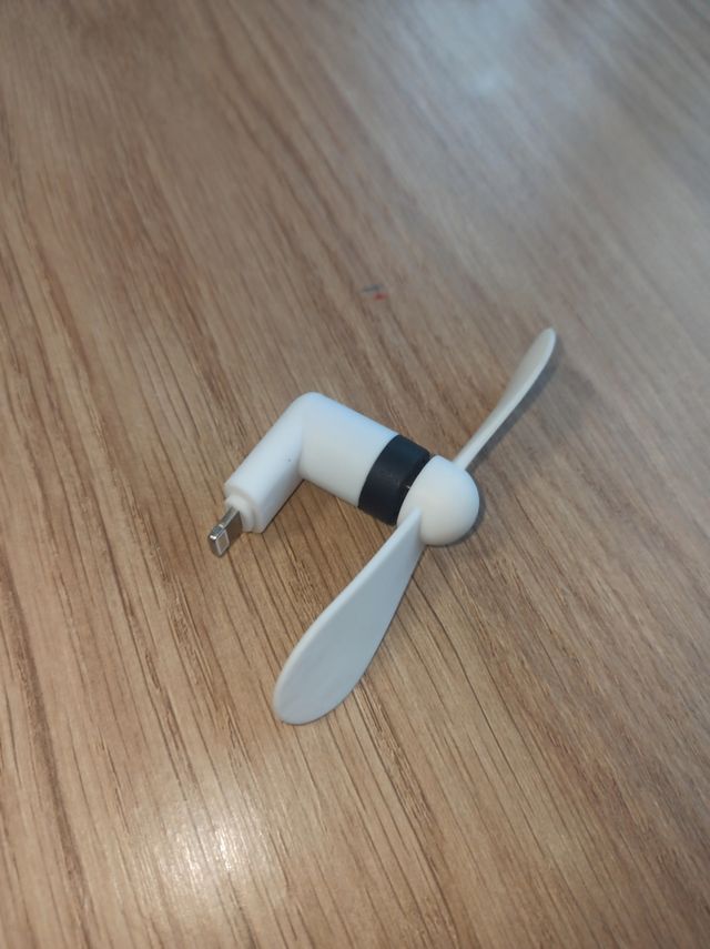 Mini ventilador para iPhone
