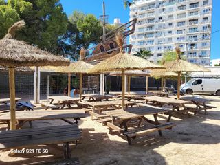 Sombrillas de brezo y pergolas.ect