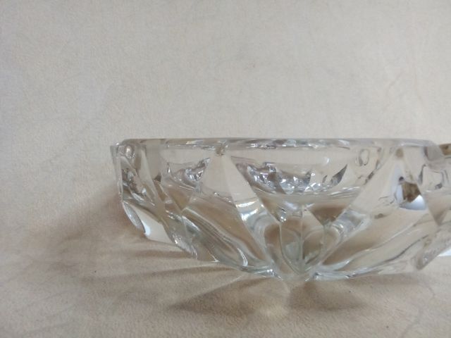 Cinzeiro de grandes dimensões