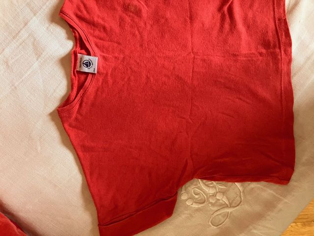 CAMISETA TONO ROSA OSCURO 3 AÑOS MANGA CORTA