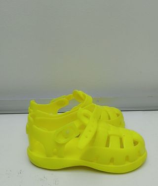 Sandálias de praia Zara