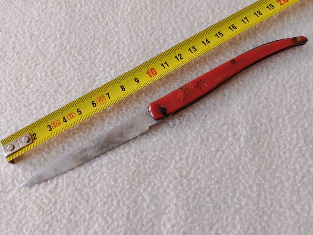 VAVAJA ESTILETE ROJA MUY VIEJA