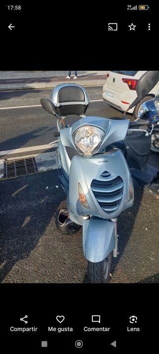 Moto honda ps i 125