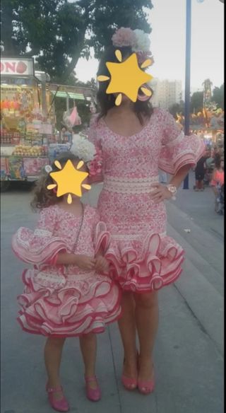 Vestidos de flamenca madre e hija