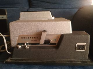 Antiguo proyector 📽️ de diapositivas