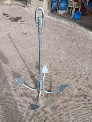 Ancora per barche o per decorazione