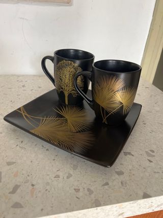 Tazze nere foglia oro