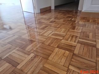 Lijado y barnizado parquet 